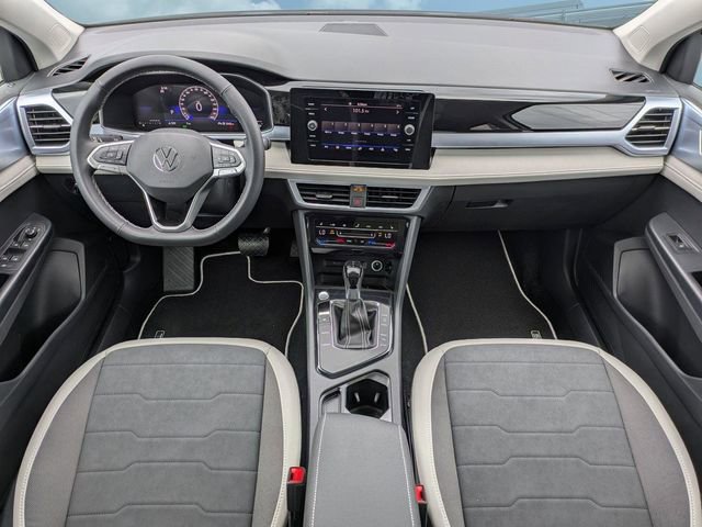 New 2026 Volkswagen Taos SE FWD image 16