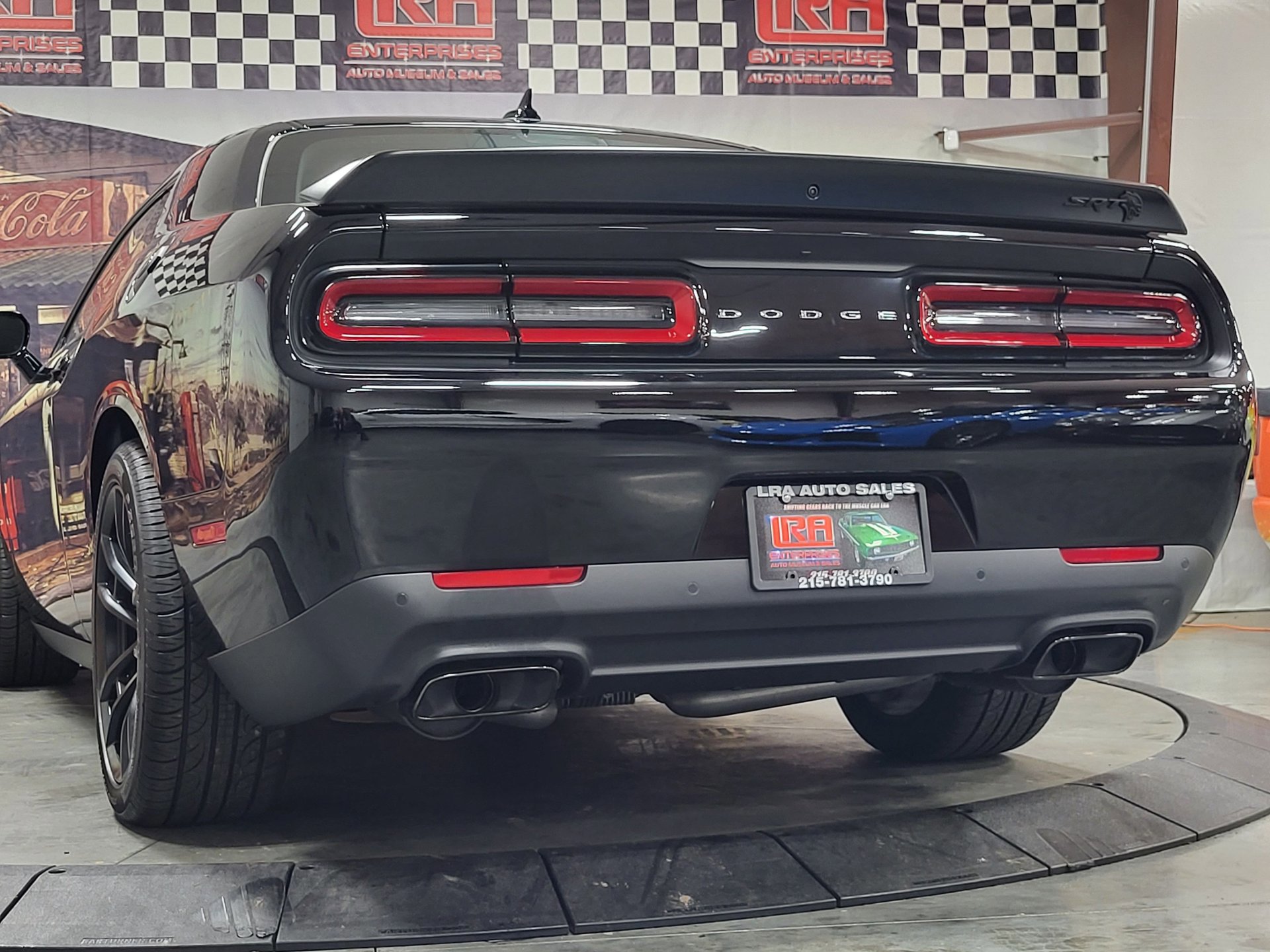 Used 2023 Dodge Challenger SRT Hellcat RWD image 5