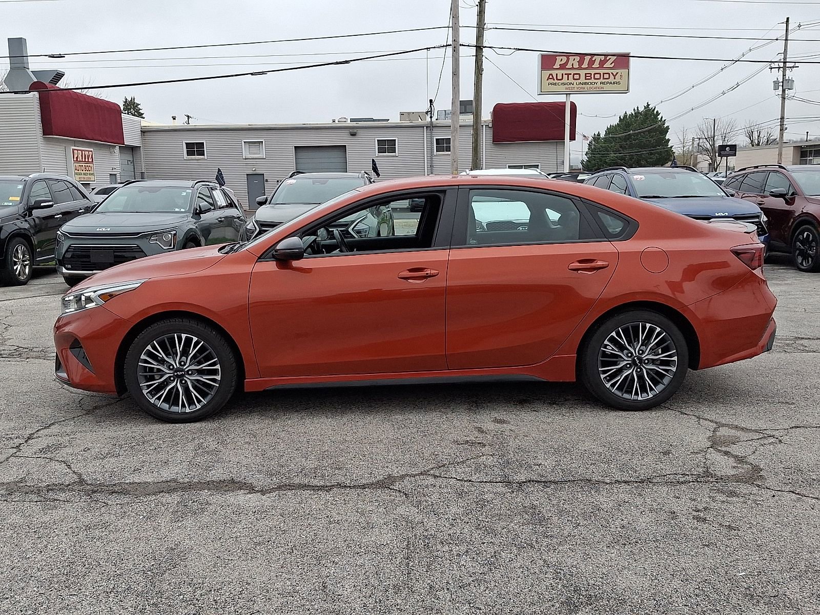 Used 2023 Kia Forte GT-Line image 4