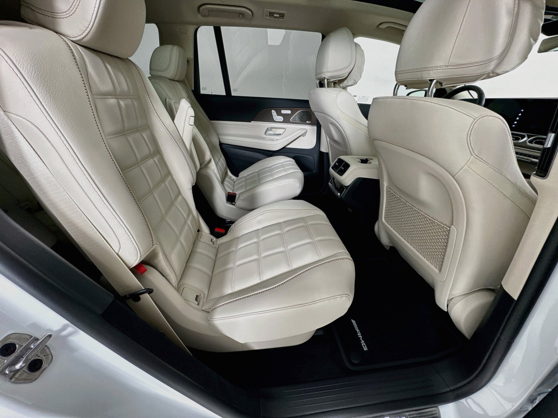 New 2027 Mercedes-Benz GLS 450 4MATIC image 31