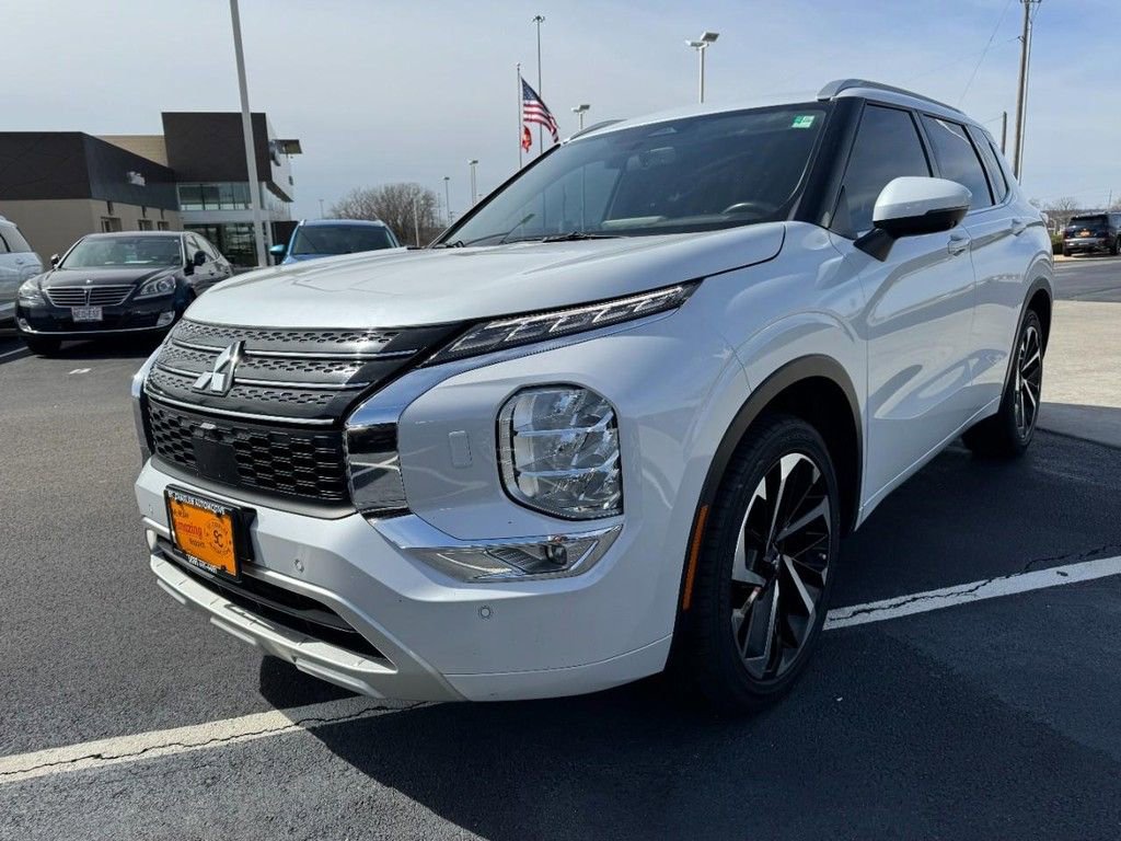 Used 2022 Mitsubishi Outlander SEL AWD/4WD image 8