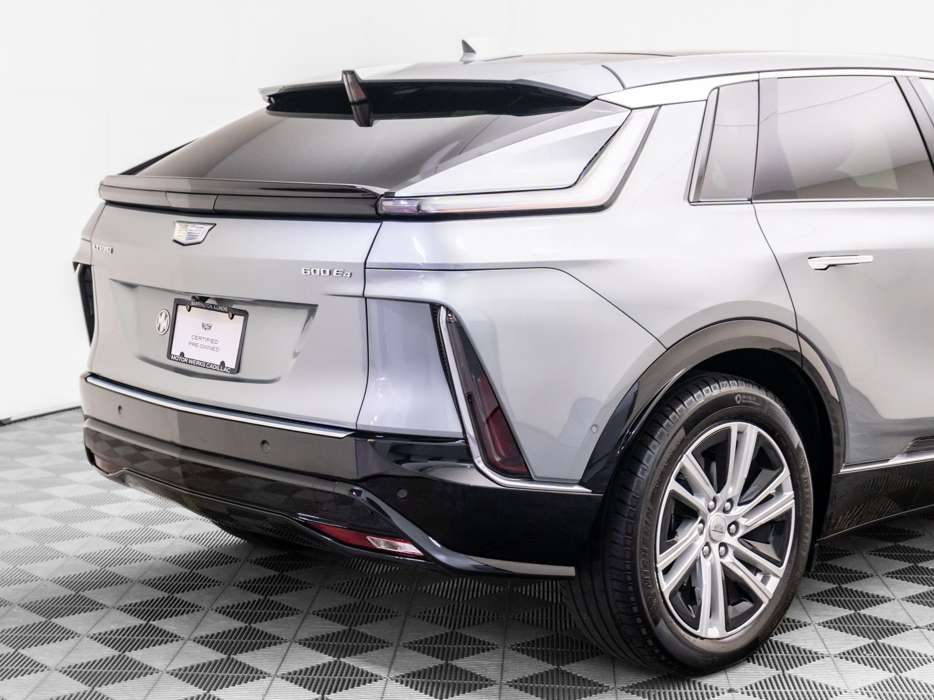 Certified 2024 Cadillac Lyriq Tech w/ Driver Assist Package image 39