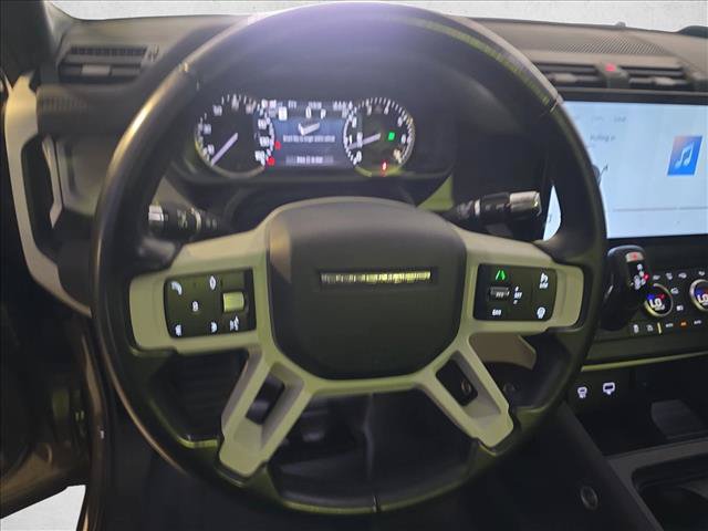 Used 2022 Land Rover Defender 110 S AWD/4WD image 19