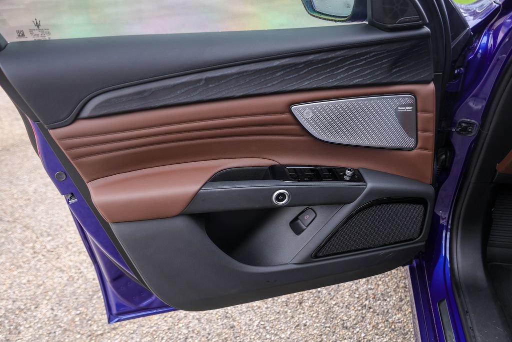 Used 2023 Maserati Grecale GT image 22