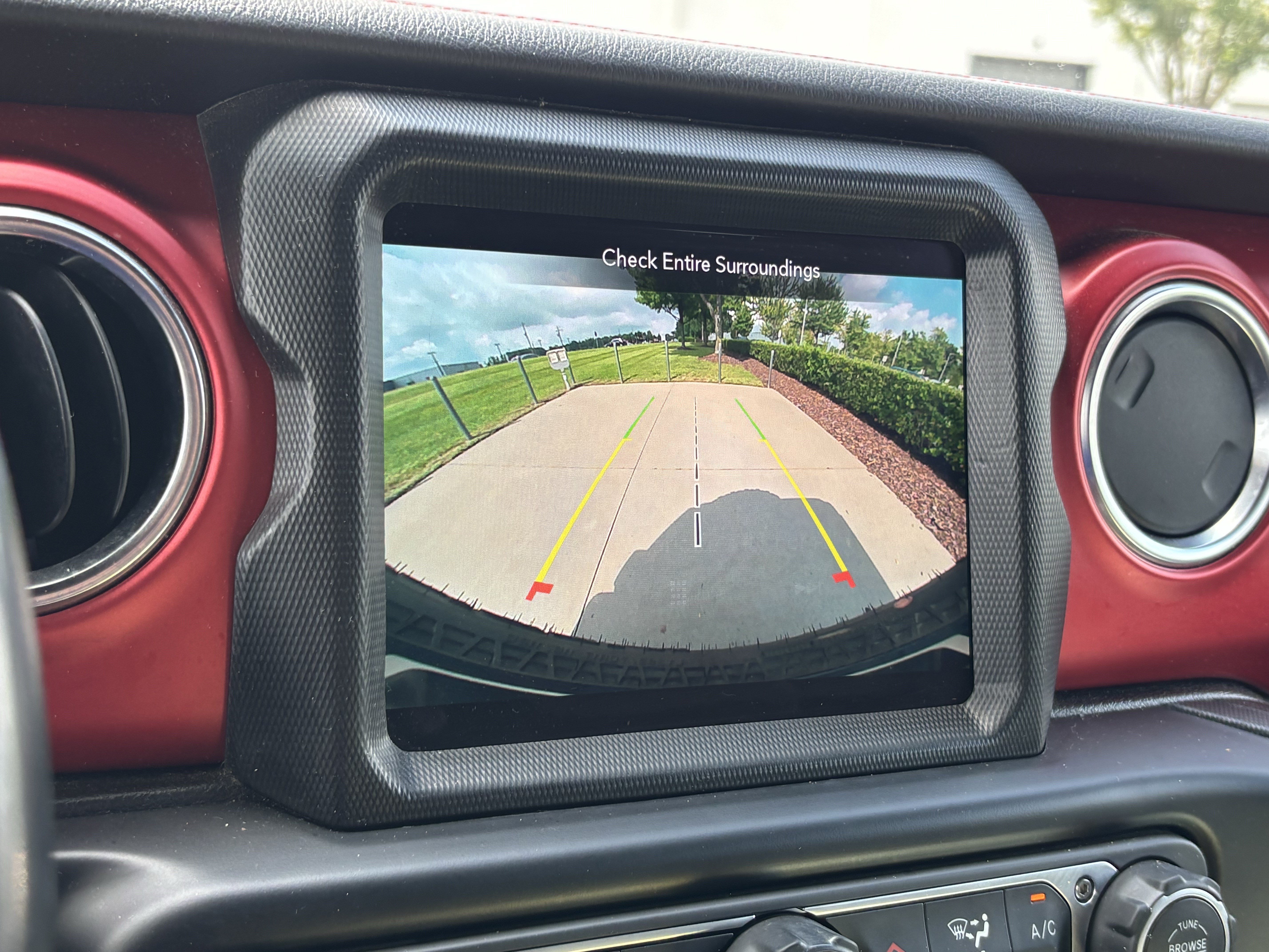 Used 2021 Jeep Wrangler Unlimited Rubicon AWD/4WD image 25