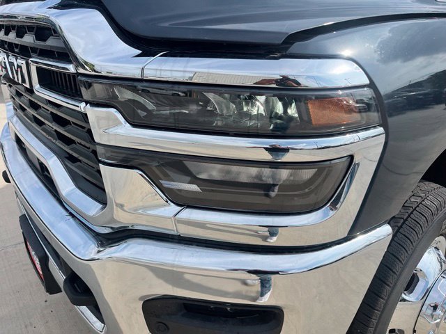 New 2027 RAM 3500 Tradesman AWD/4WD image 13