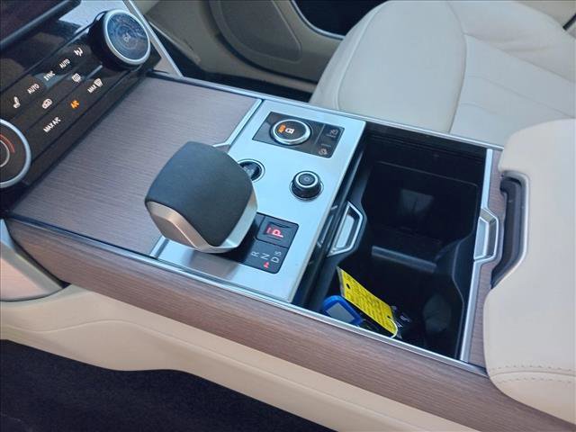Certified 2023 Land Rover Range Rover SE image 16