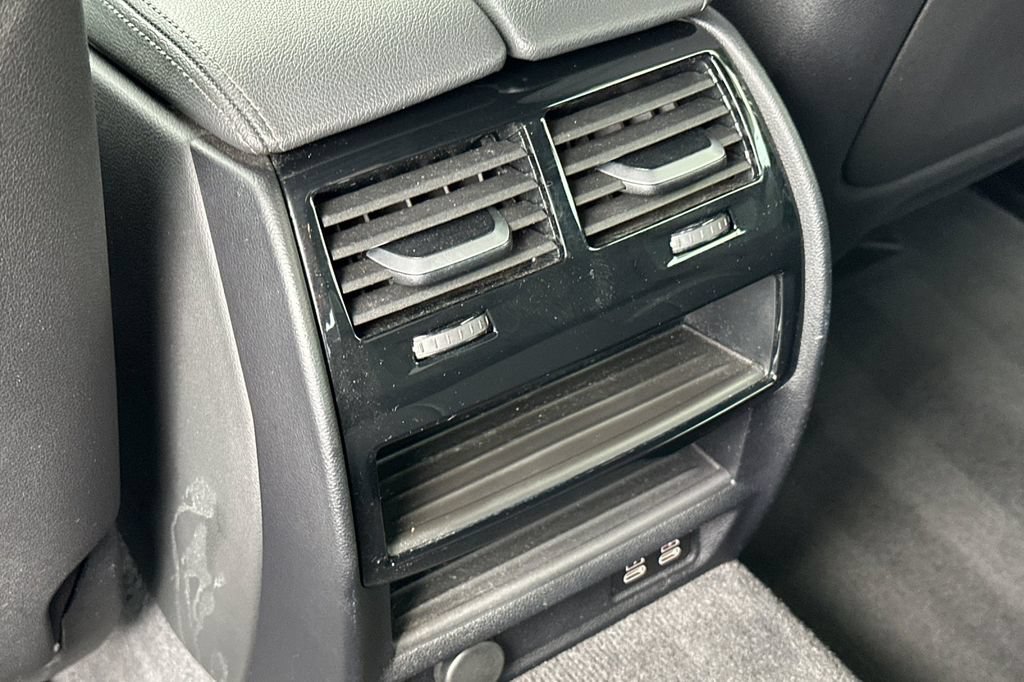 Used 2023 BMW 530e w/ Premium Package RWD image 13