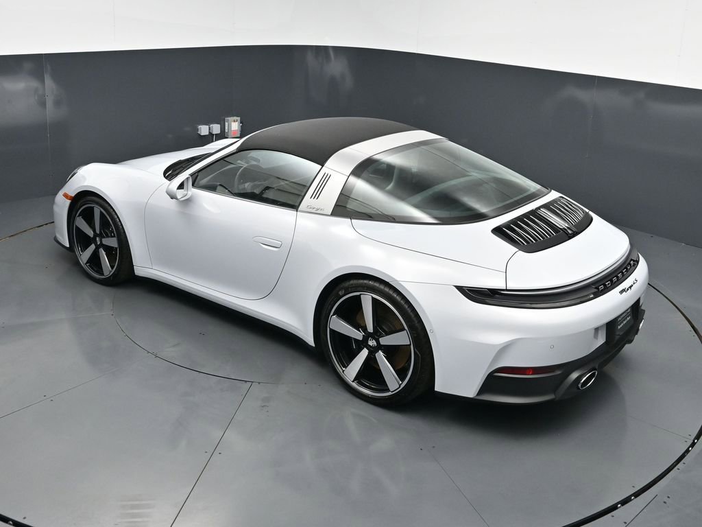Certified 2026 Porsche 911 Targa 4S AWD/4WD image 17