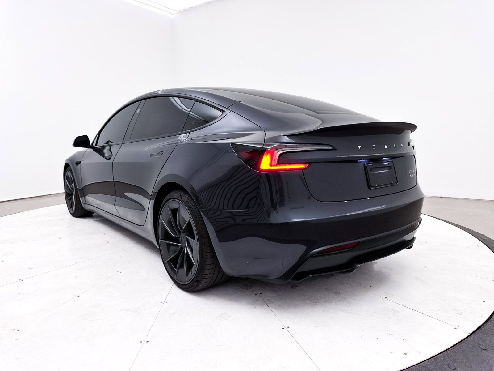 Used 2024 Tesla Model 3 Performance image 17