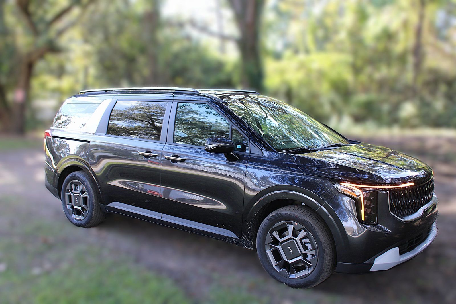 New 2026 Kia Carnival EX image 4