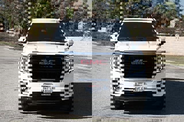Used 2022 GMC Yukon XL SLE w/ Gmc Pro Safety Plus Package image 38