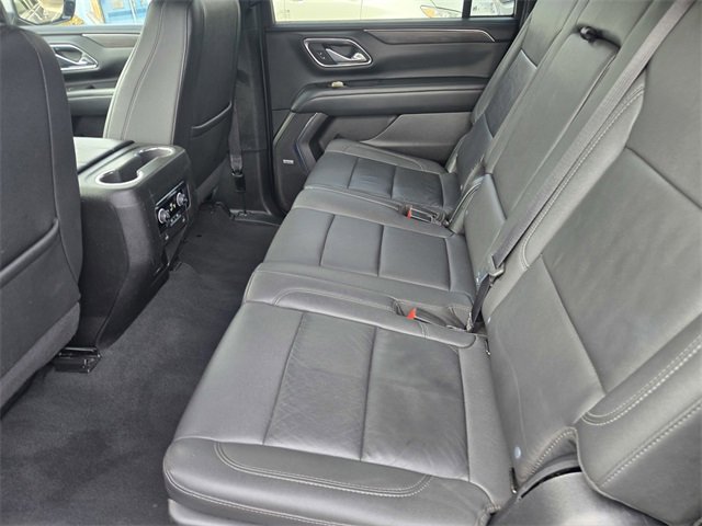 Used 2023 Chevrolet Suburban LT image 14