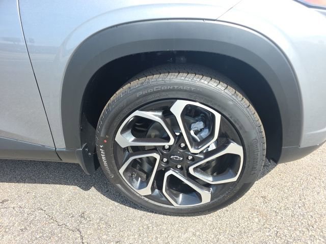 New 2026 Chevrolet Trax RS w/ Sunroof Package image 9