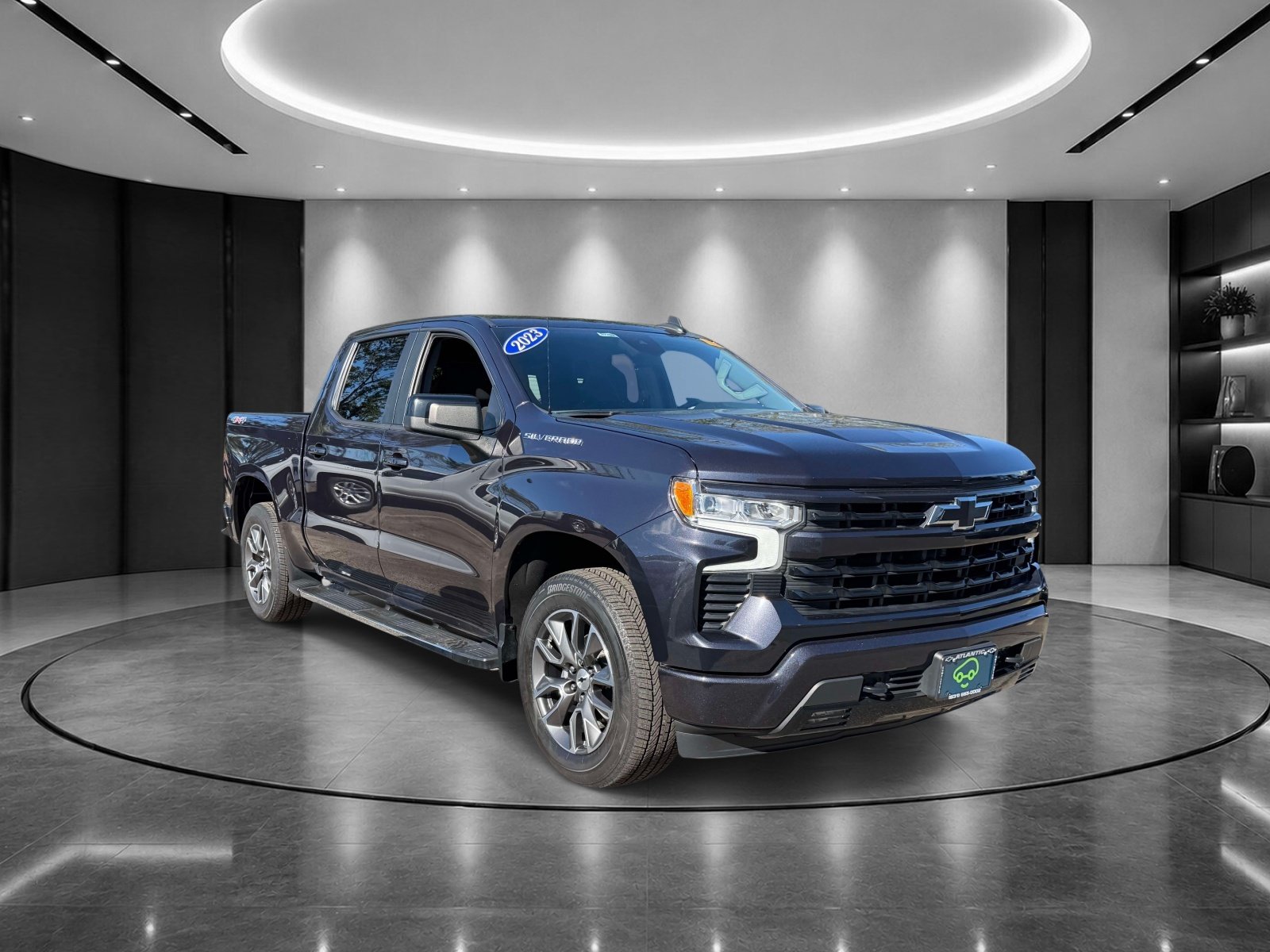 Used 2023 Chevrolet Silverado 1500 RST AWD/4WD image 2