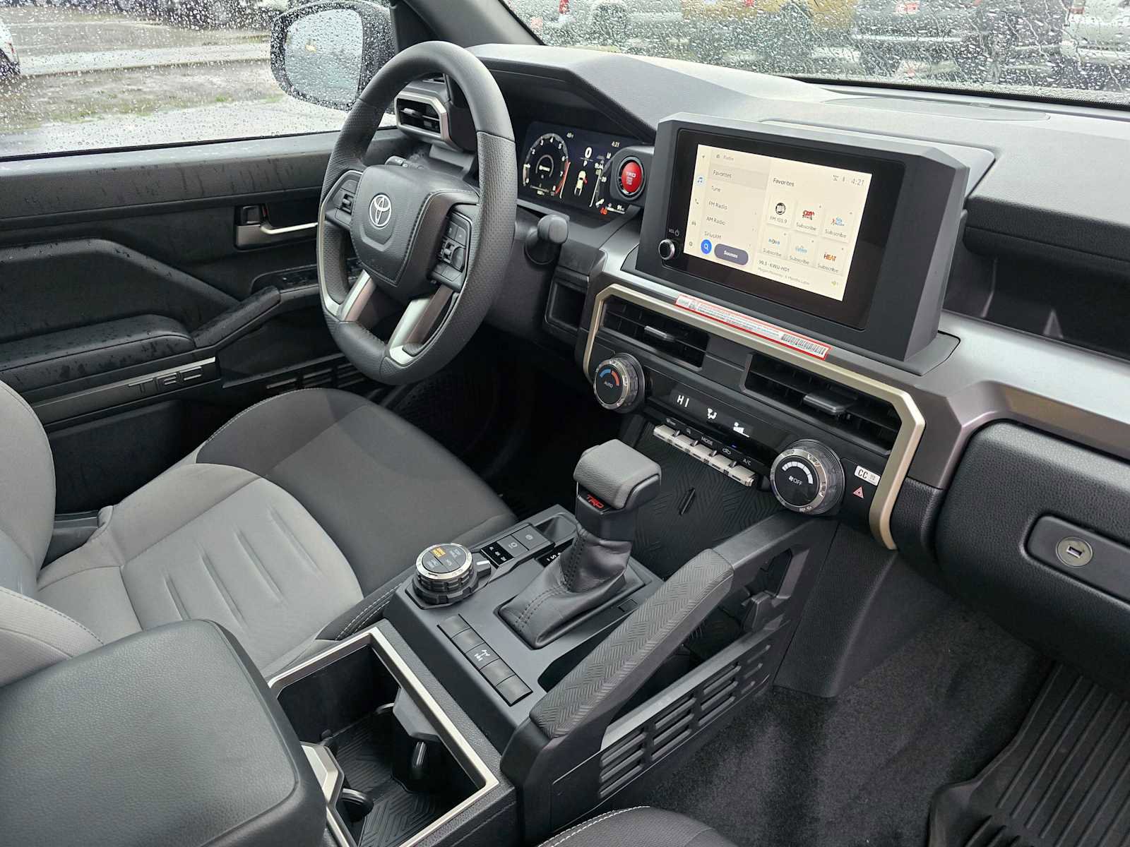 Certified 2025 Toyota Tacoma TRD Off-Road image 11