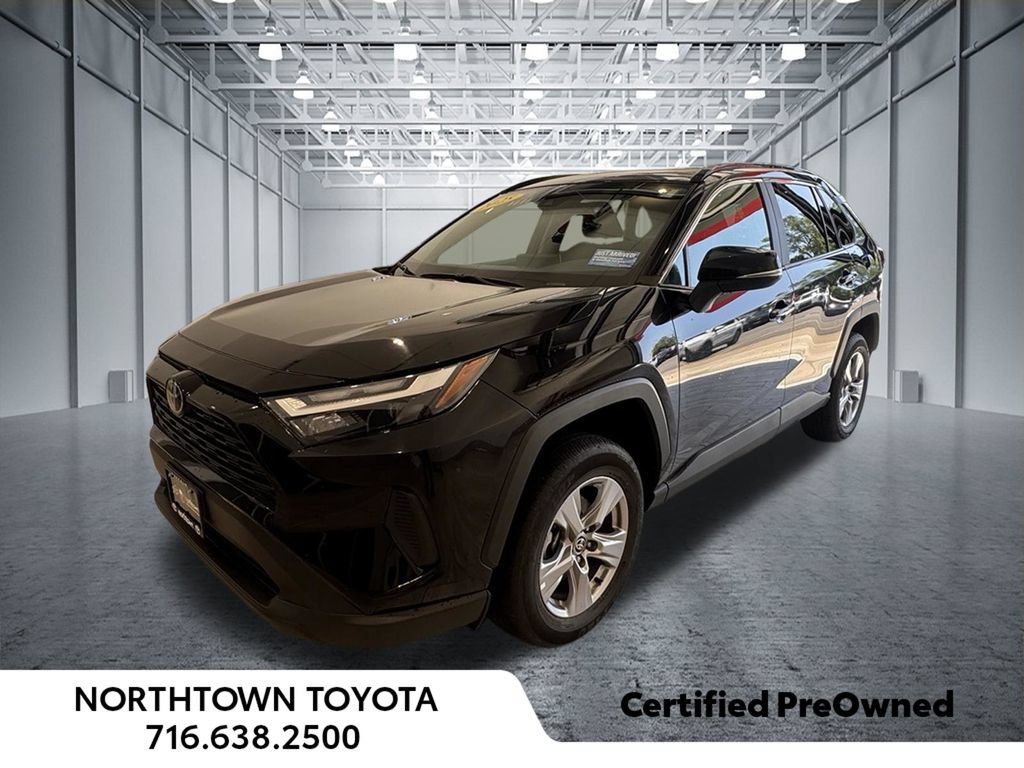 Used 2025 Toyota RAV4 XLE w/ Weather Package