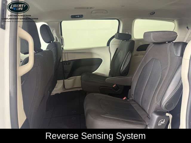Used 2024 Chrysler Voyager LX FWD image 16