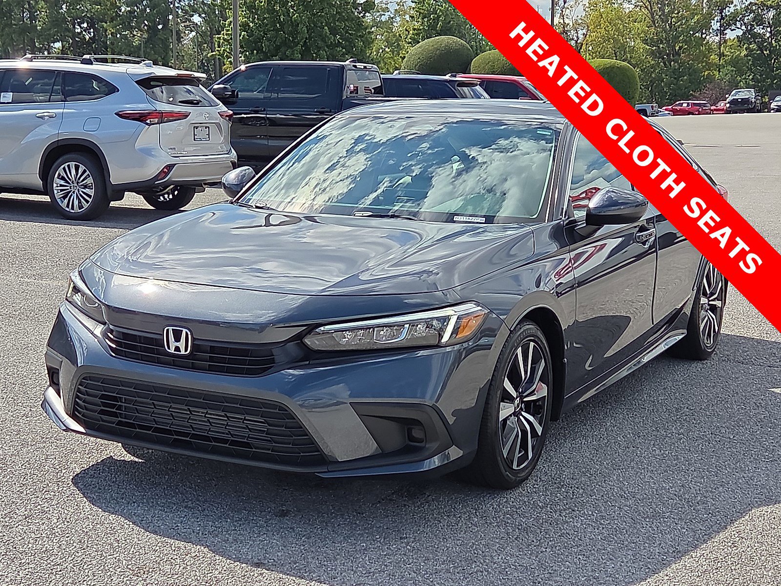 Used 2024 Honda Civic EX image 2