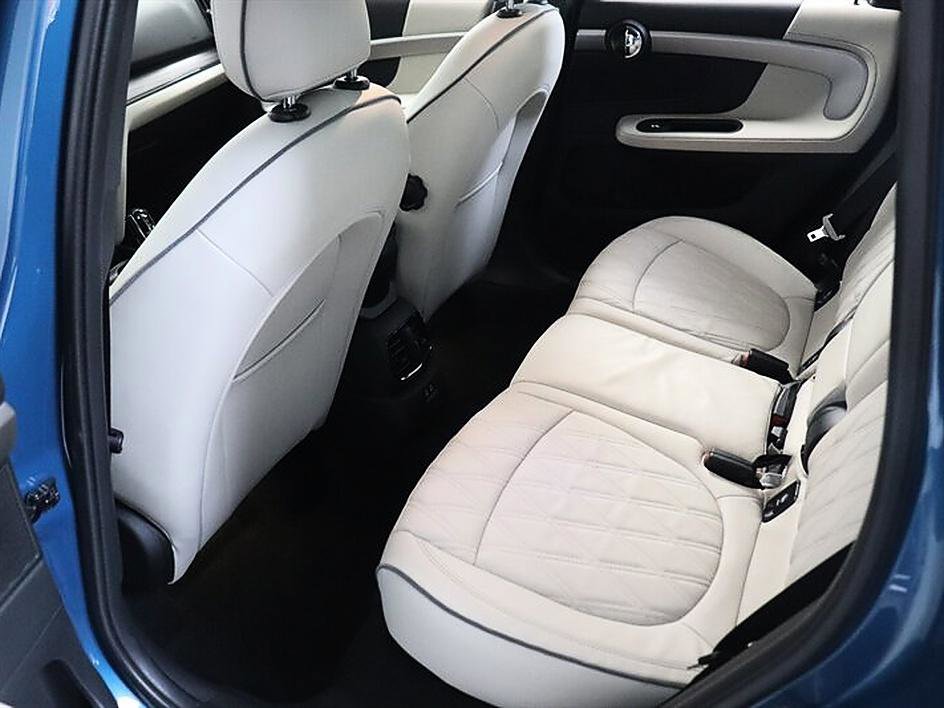 Used 2023 MINI Cooper Countryman S w/ Signature Upholstery Package image 15