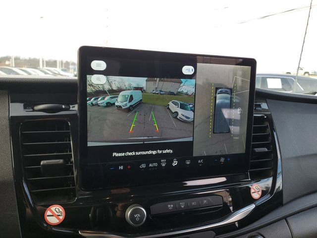 Used 2023 Ford Transit 350 XLT image 18