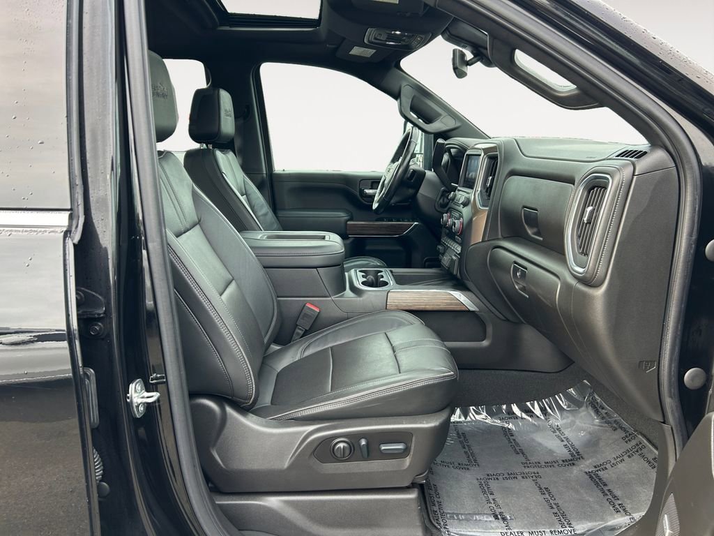 Used 2022 Chevrolet Silverado 3500 High Country w/ Safety Package II image 10