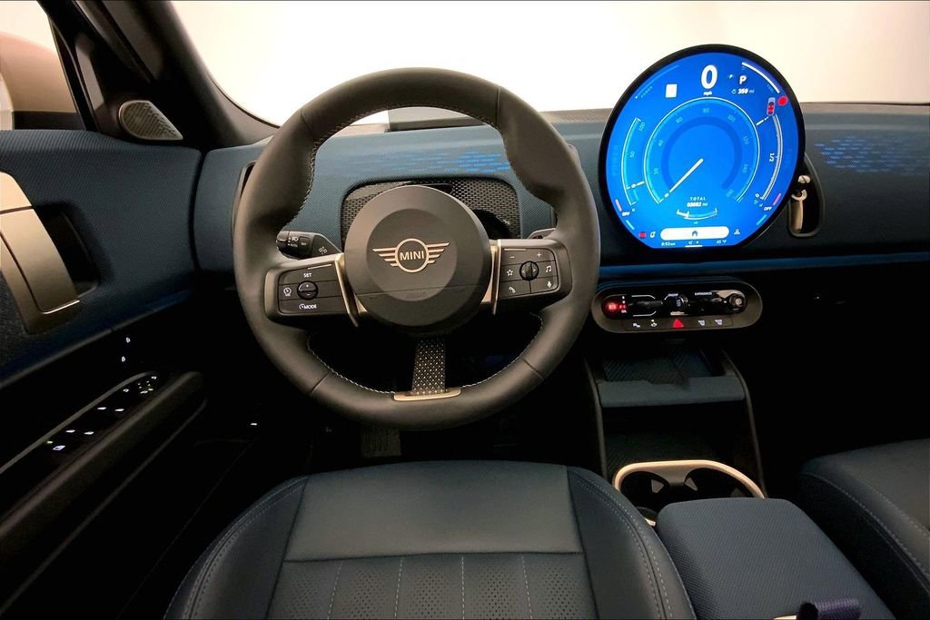 Used 2025 MINI Cooper Countryman S w/ Comfort Package Max image 4