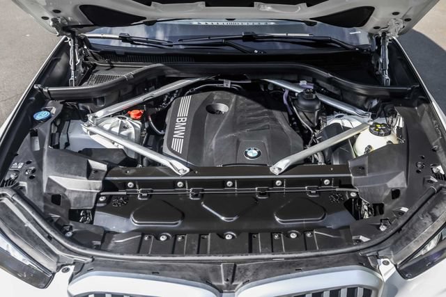 Certified 2026 BMW X5 xDrive40i AWD/4WD image 30