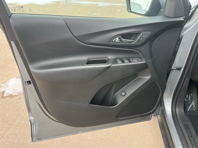 Used 2024 Chevrolet Equinox LT image 10