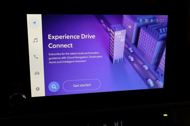 Used 2025 Toyota Camry SE image 23