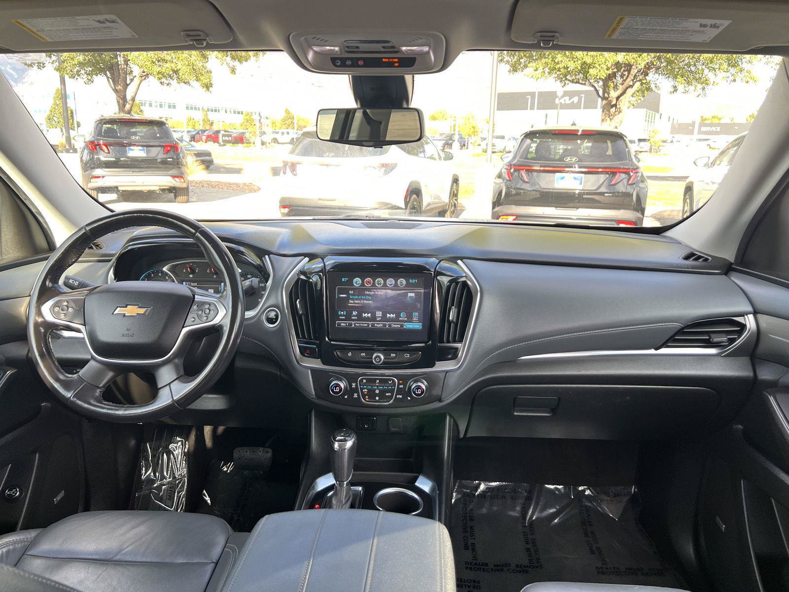 Used 2018 Chevrolet Traverse LT AWD/4WD image 25