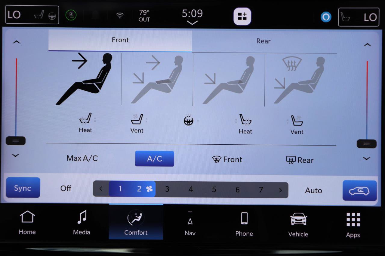 Used 2026 Chrysler Pacifica Limited FWD image 42