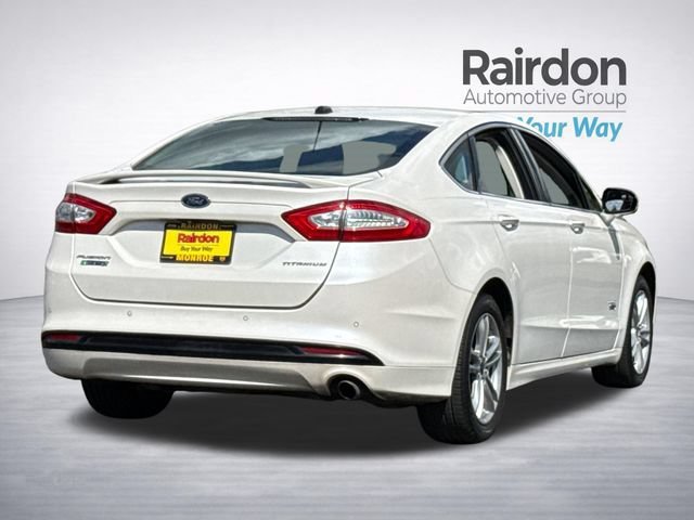 Used 2016 Ford Fusion Energi Titanium FWD image 5