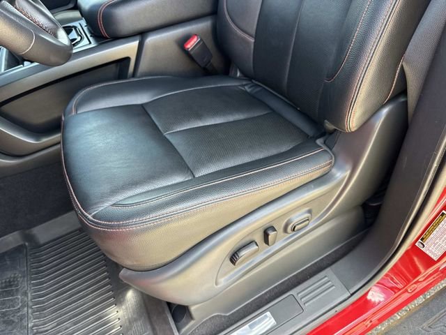 Used 2024 Nissan Titan PRO-4X w/ Pro-4x Convenience Package image 20