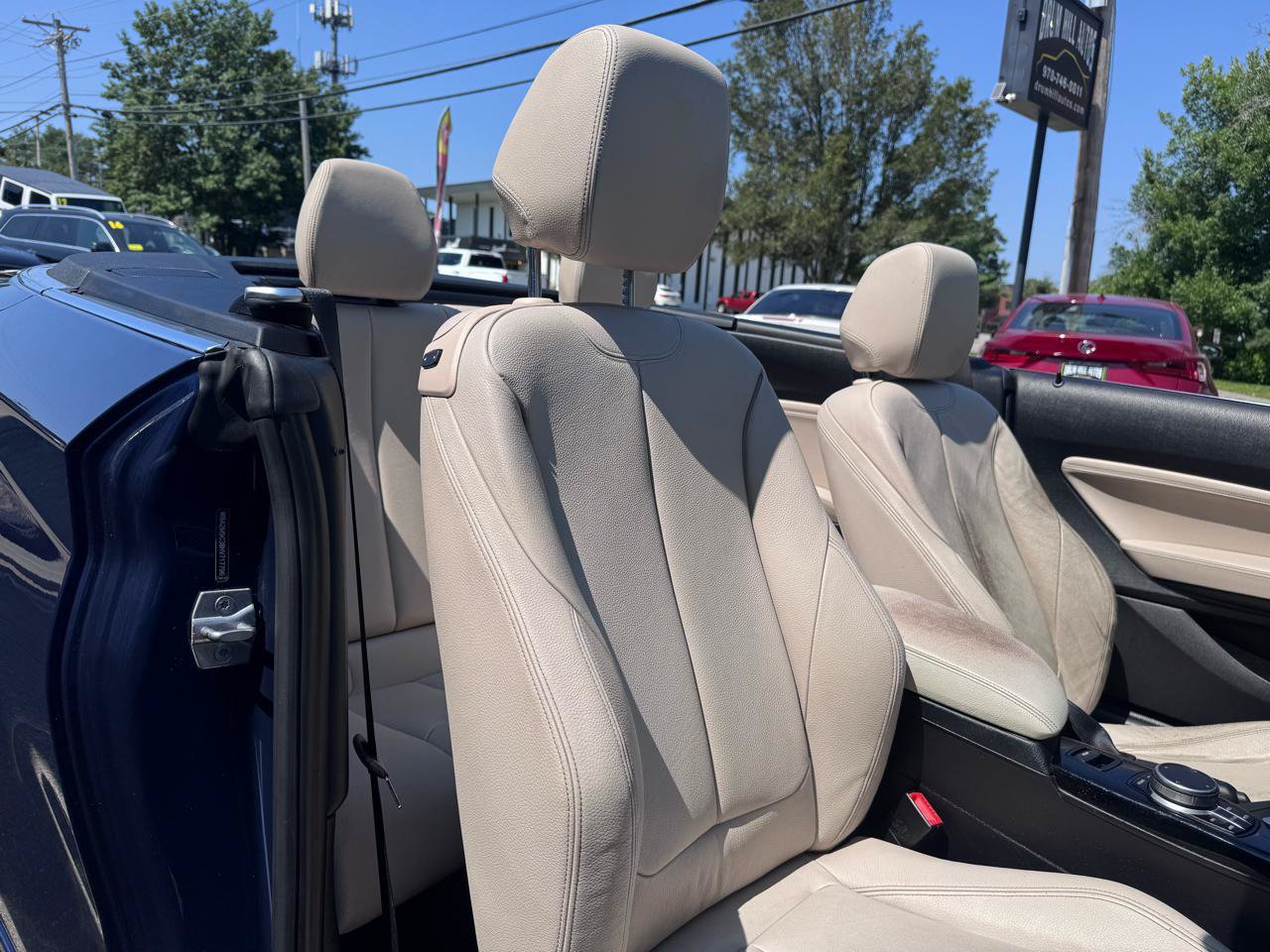 Used 2017 BMW 230i xDrive Convertible AWD/4WD image 24