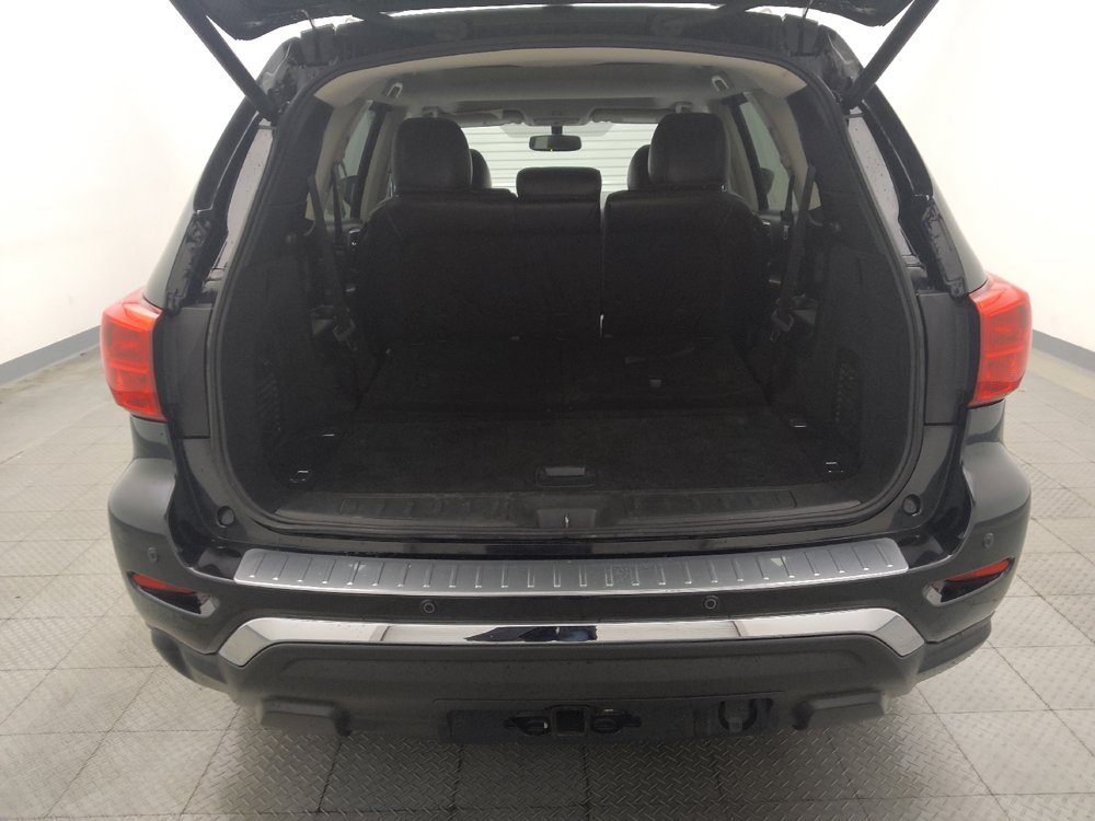 Used 2020 Nissan Pathfinder Platinum FWD image 29