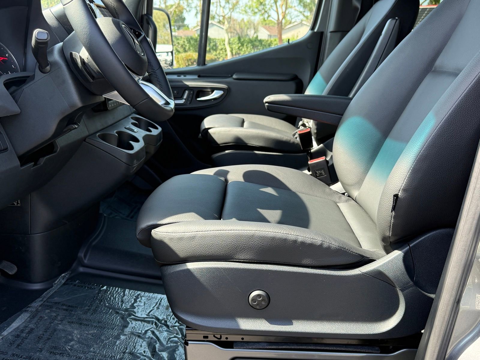 New 2025 Mercedes-Benz Sprinter 2500 image 23