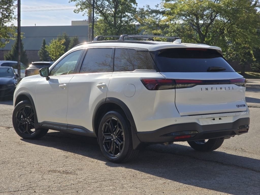 New 2026 INFINITI QX60 Sport w/ Dark Cargo Package image 17