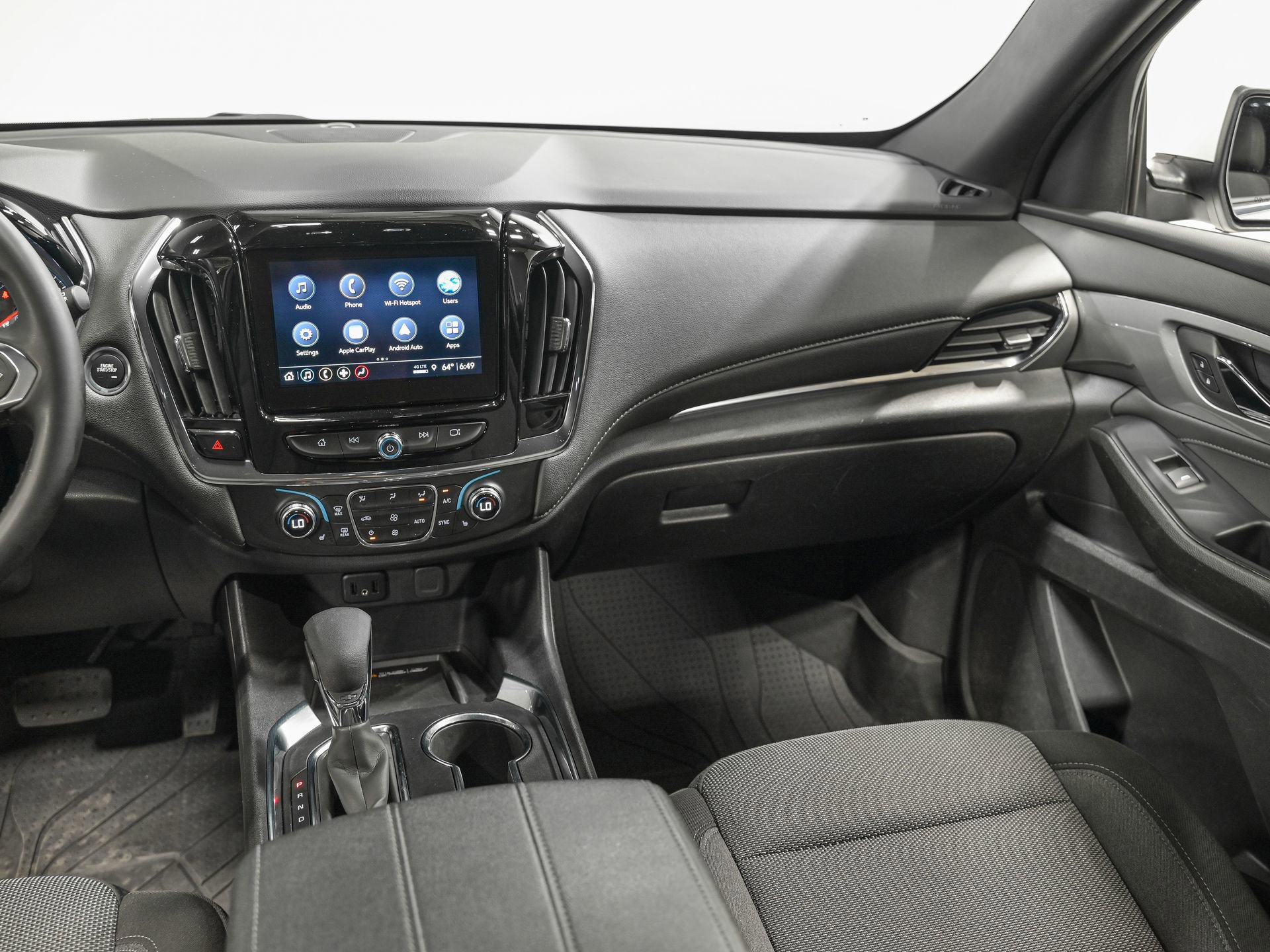 Used 2023 Chevrolet Traverse LT w/ LPO, Floor Liner Package image 30