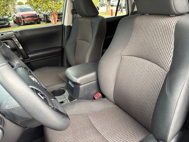 Used 2024 Toyota 4Runner TRD Off-Road image 28