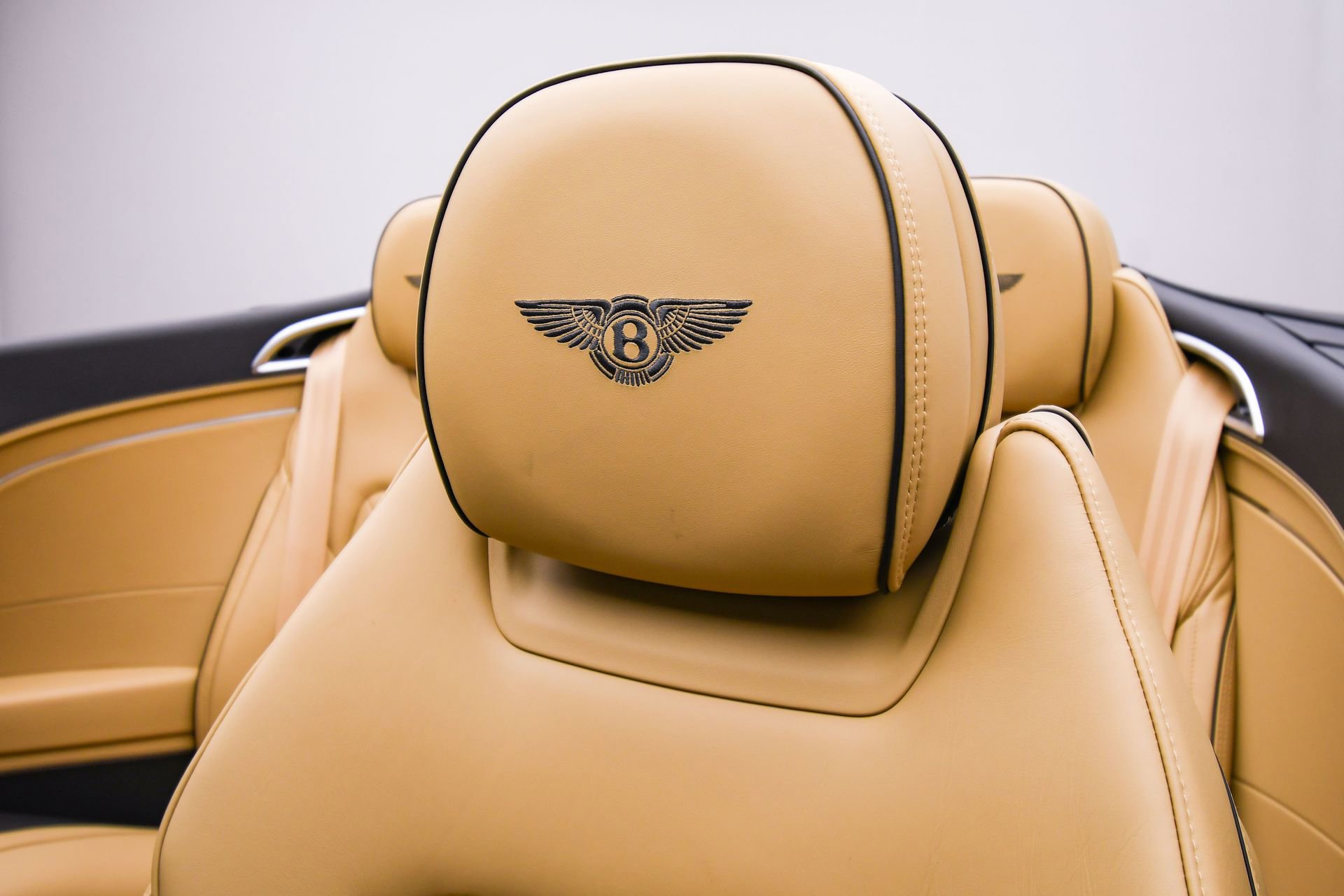 New 2026 Bentley Continental GTC image 48