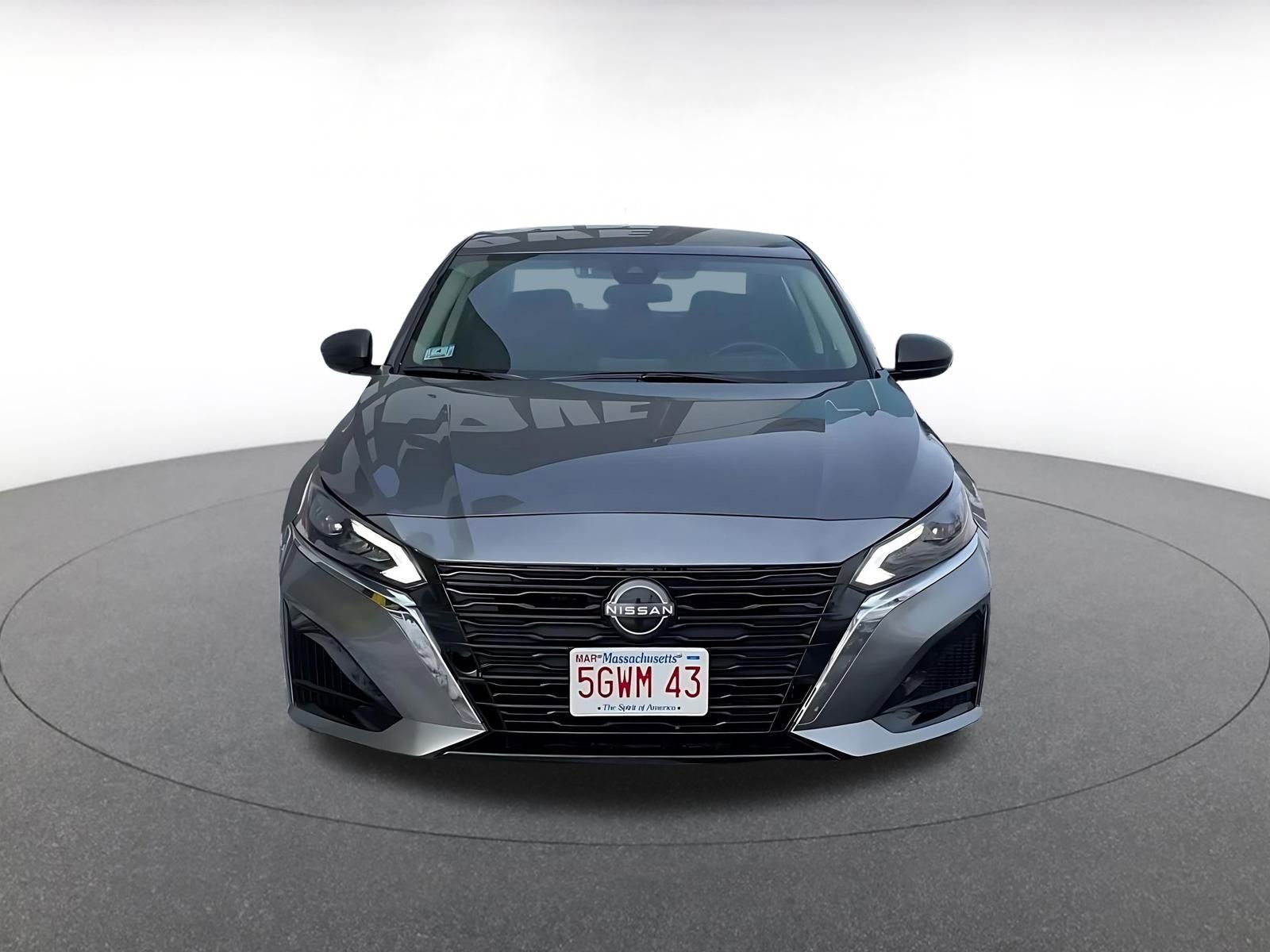 Used 2025 Nissan Altima 2.5 SV image 4