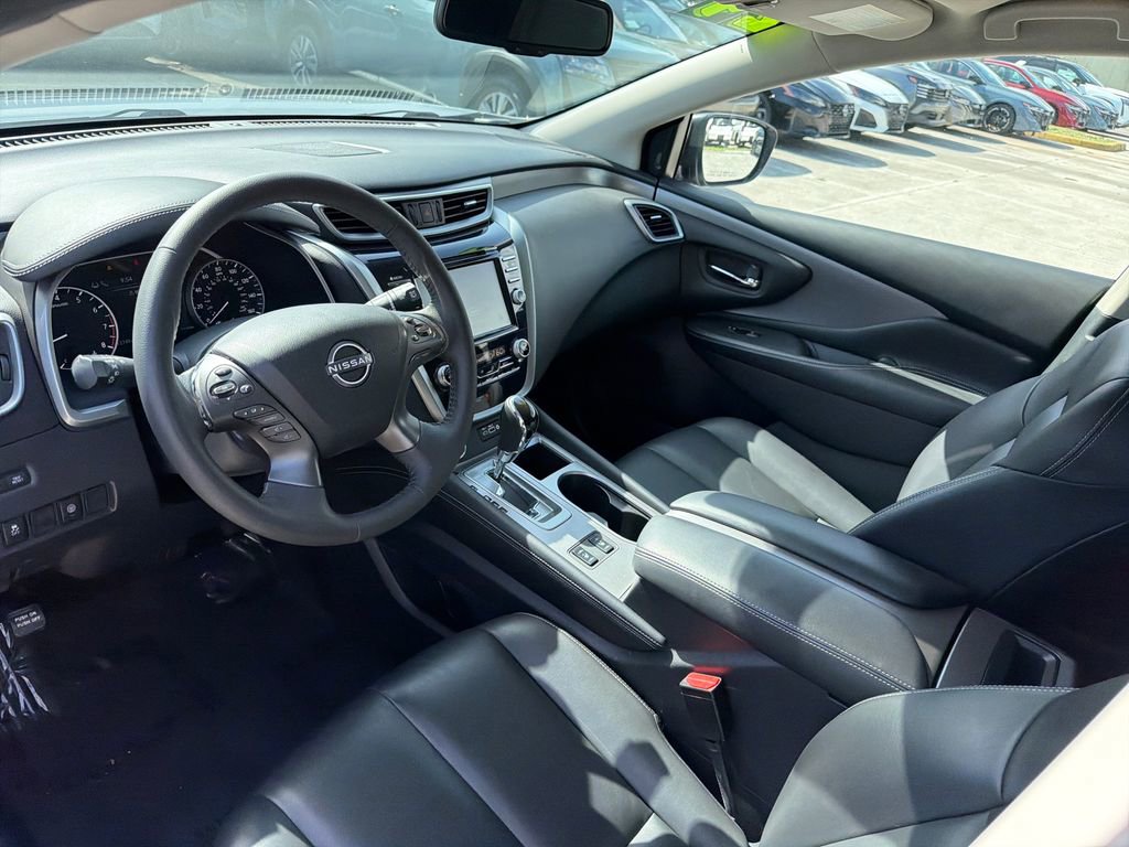 Used 2024 Nissan Murano SV w/ SV Midnight Edition Package AWD/4WD image 14