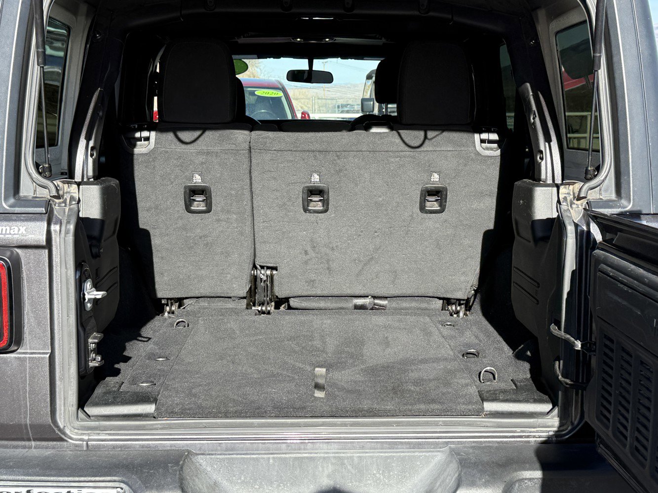 Used 2020 Jeep Wrangler Unlimited Sport S image 25