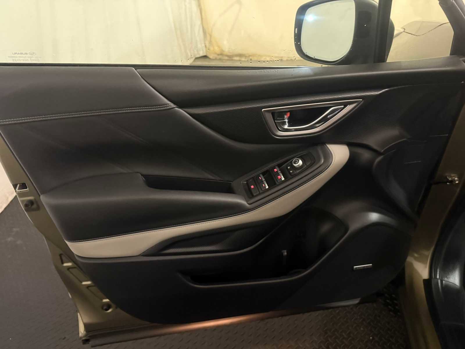 Used 2023 Subaru Forester Limited image 20