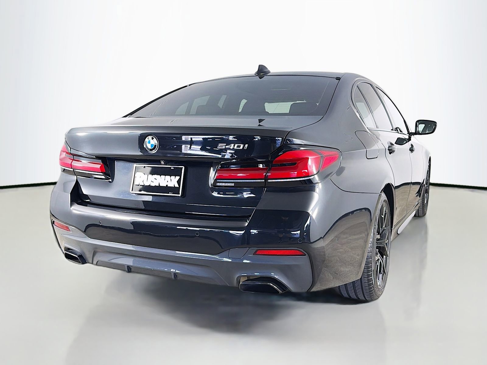 Certified 2022 BMW 540i w/ M Sport Package RWD image 7