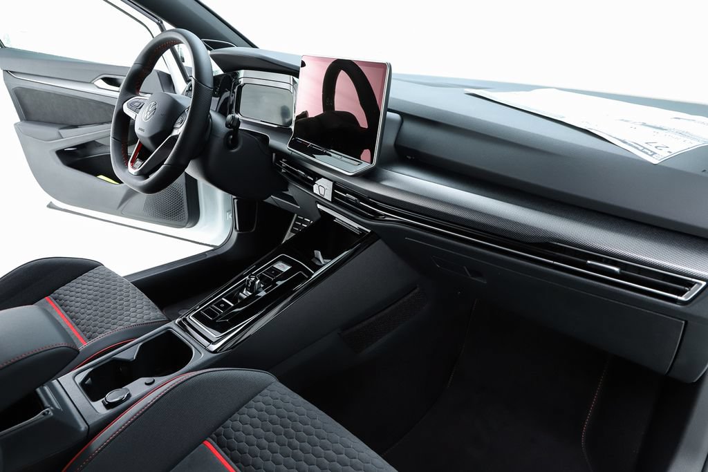 New 2026 Volkswagen GTI SE FWD image 31