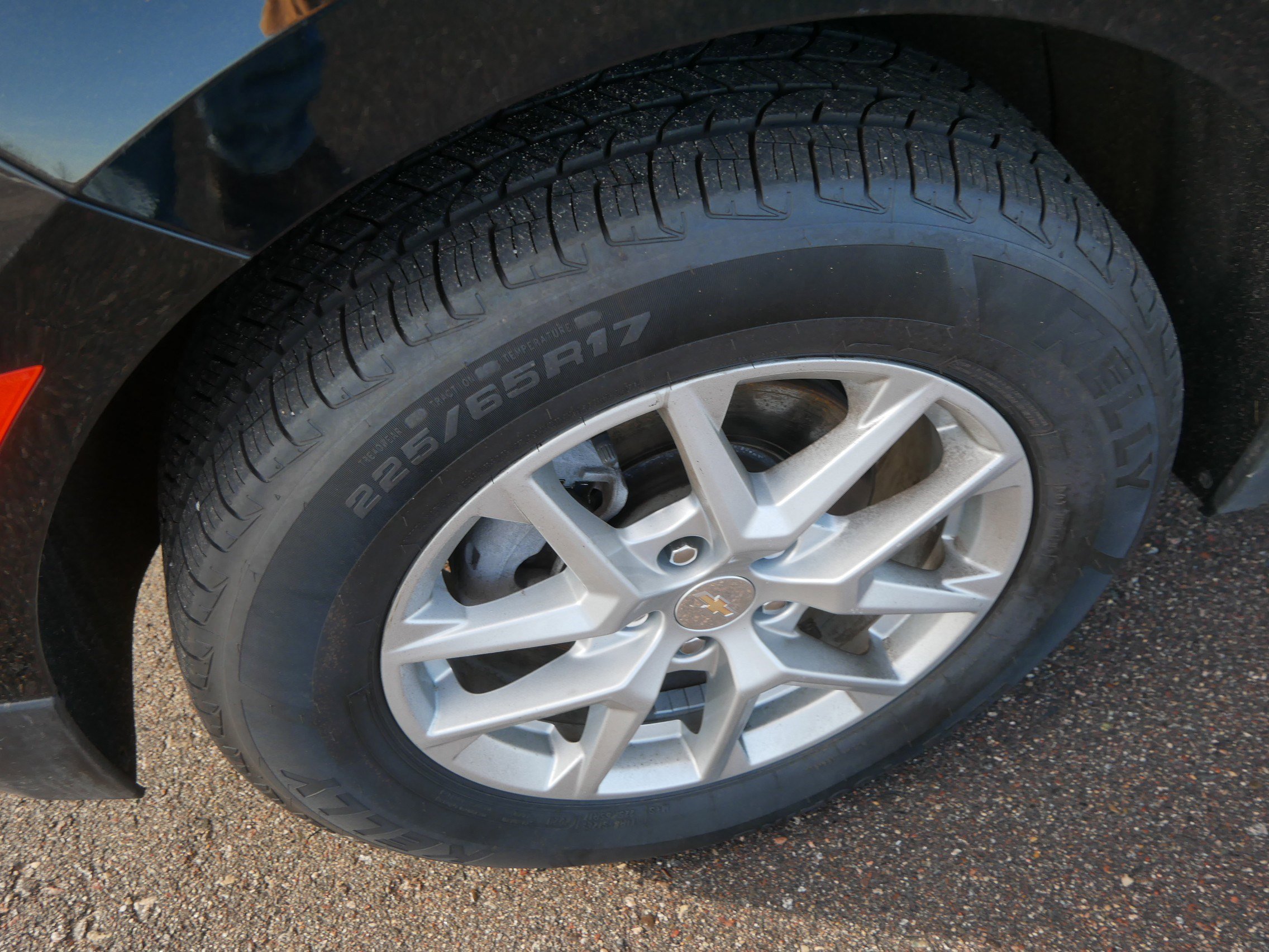 Used 2023 Chevrolet Equinox LT image 16