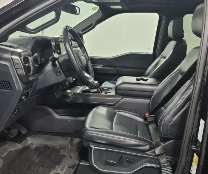 Used 2024 Ford F150 Lariat AWD/4WD image 7