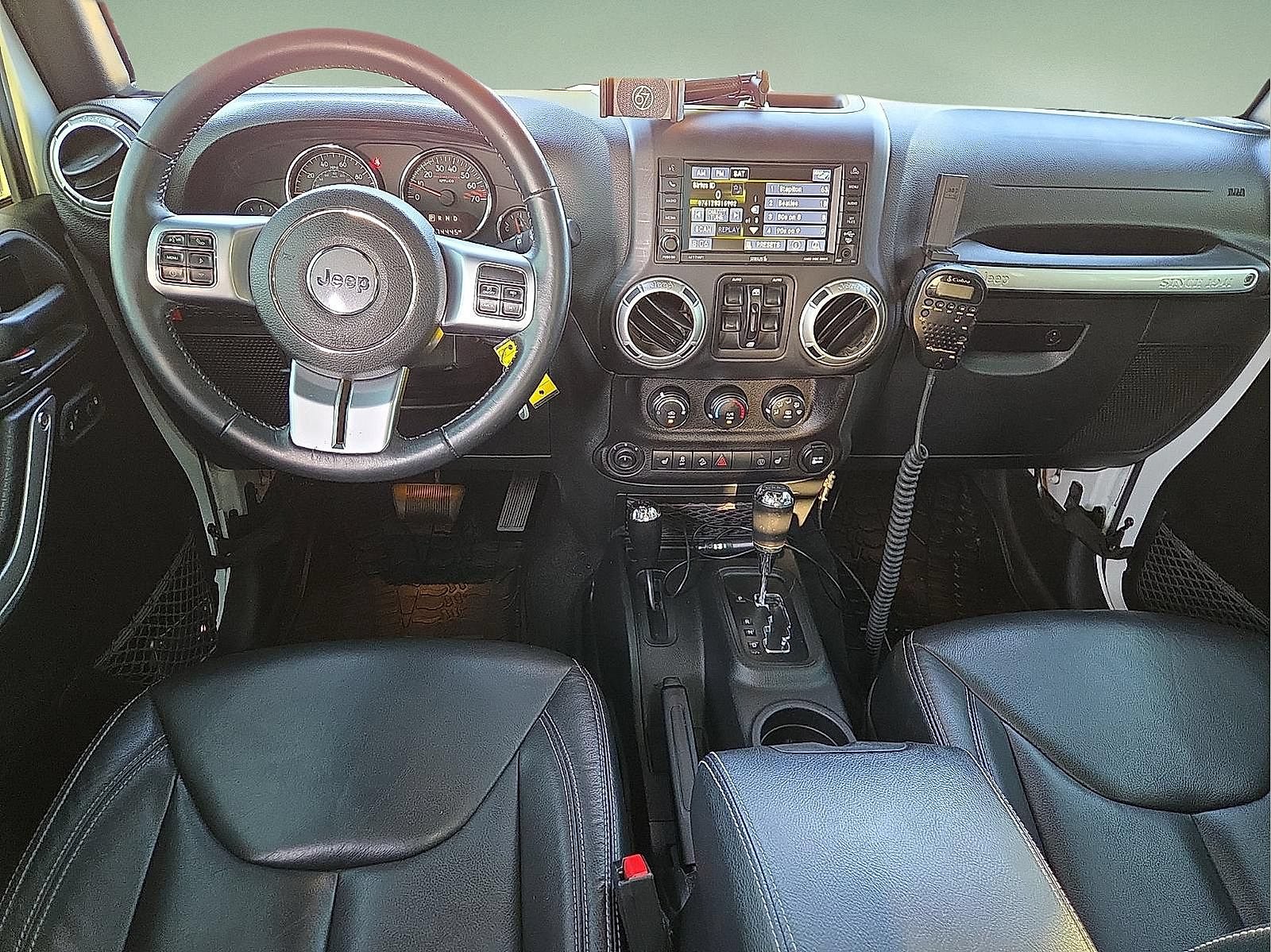Used 2017 Jeep Wrangler Unlimited Rubicon AWD/4WD image 11